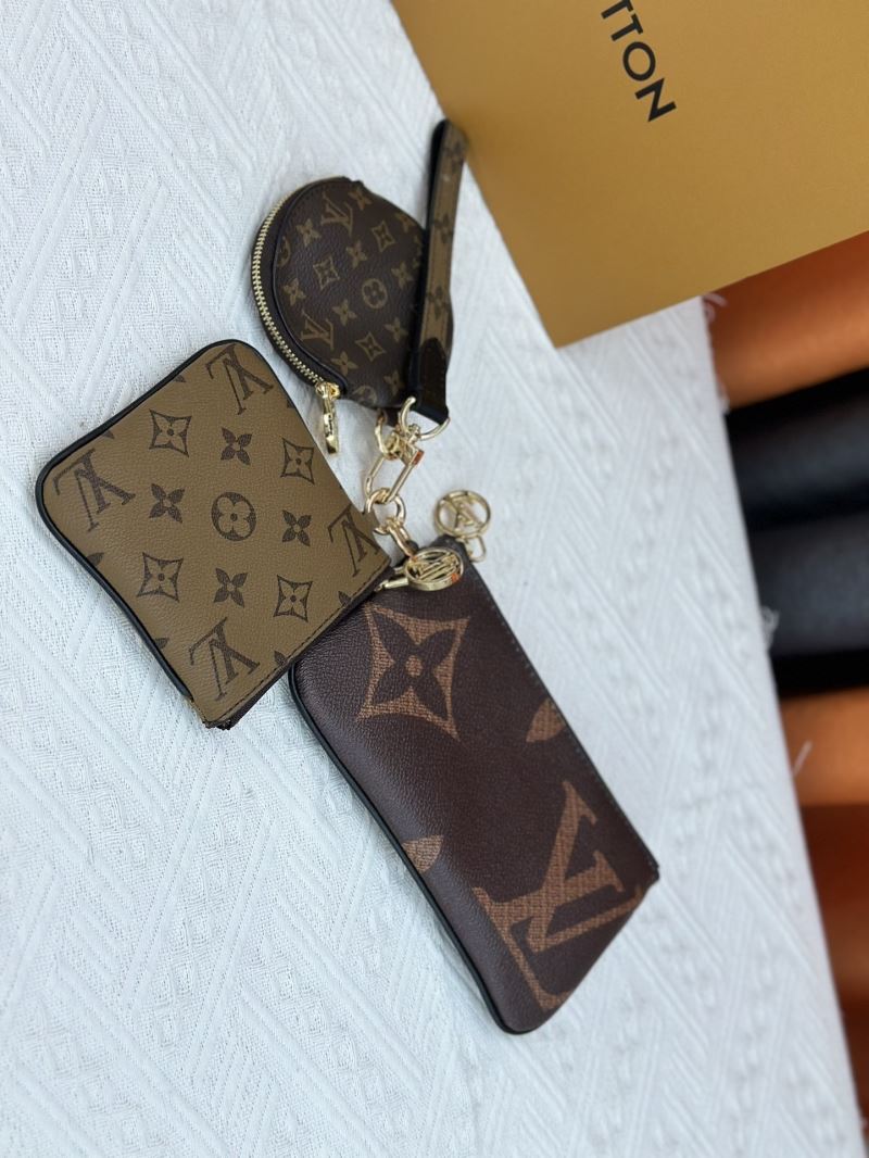 Louis Vuitton Clutch Bags